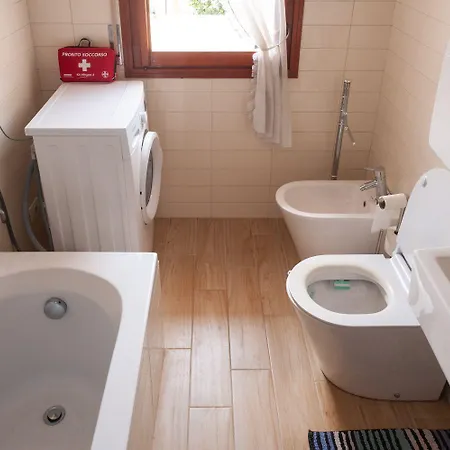 Alba Dei Tigli Apartment